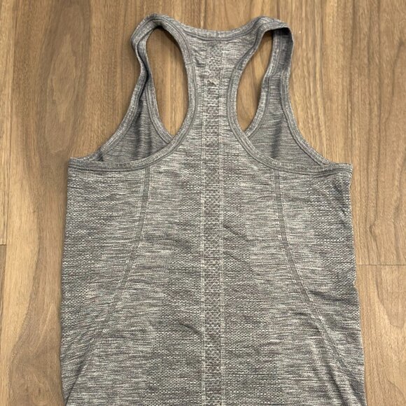 Lululemon Swiftly Tech - Heathered Gray - Picture 2 of 2